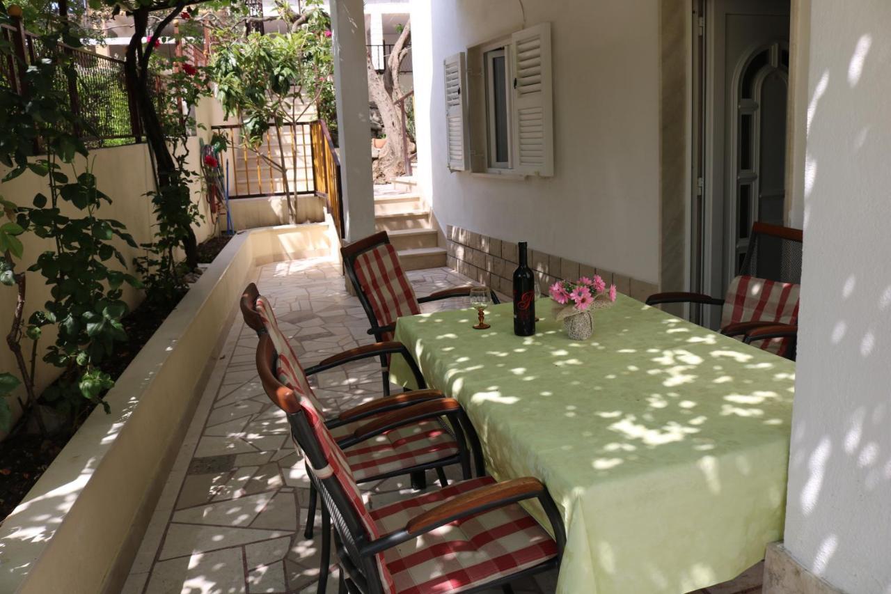 Apartment Topic Baška Voda Exterior foto
